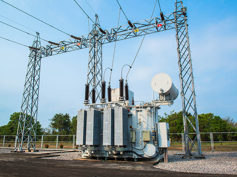 Pourquoi utiliser un régulateur de tension ?